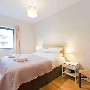 Luxury Two Bedroom In Dublin